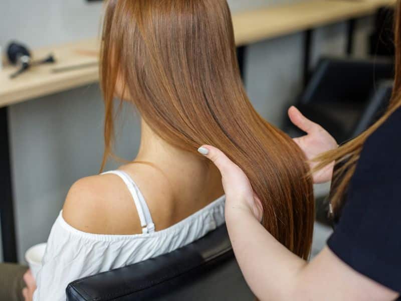 How Does Hair Dye Work? Understanding The Science Behind Hair Coloring.