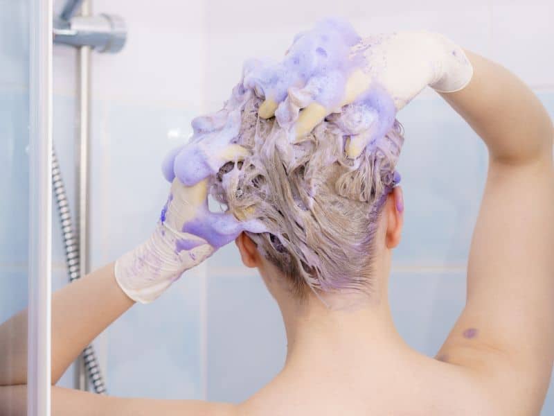 How long should you leave toner in your hair