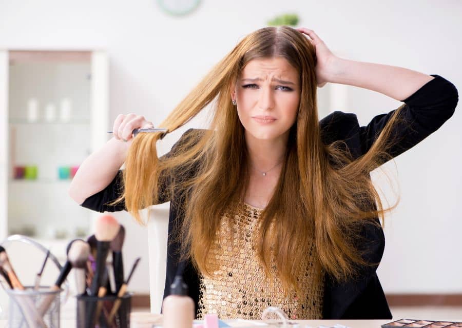 does color oops damage your hair