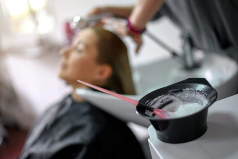 Box Dye Vs Salon Dye Which One Is Right For You? [Expert Advice]