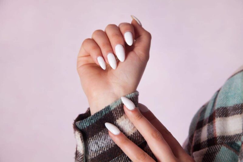 How to get hair dye off fingernails e1688376653698