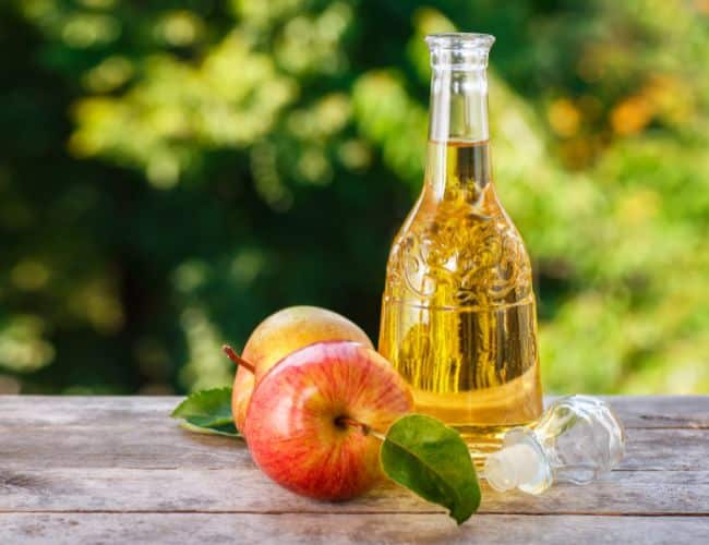 how to tone down blonde hair with apple cider vinegar infographic