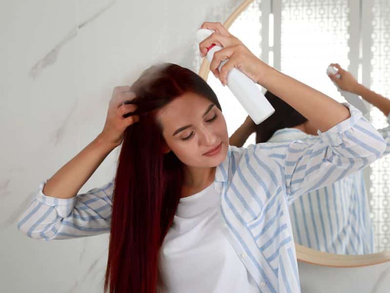 How to Stop Red Hair Dye from Fading with 9 Expert Tips 4 dry shampoo for red hair hair care routine