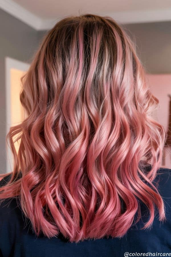 15 Blonde Hair With Pink Highlights Styles That Are Insanely Pretty 3 Caramel Blonde and Pink Balayage