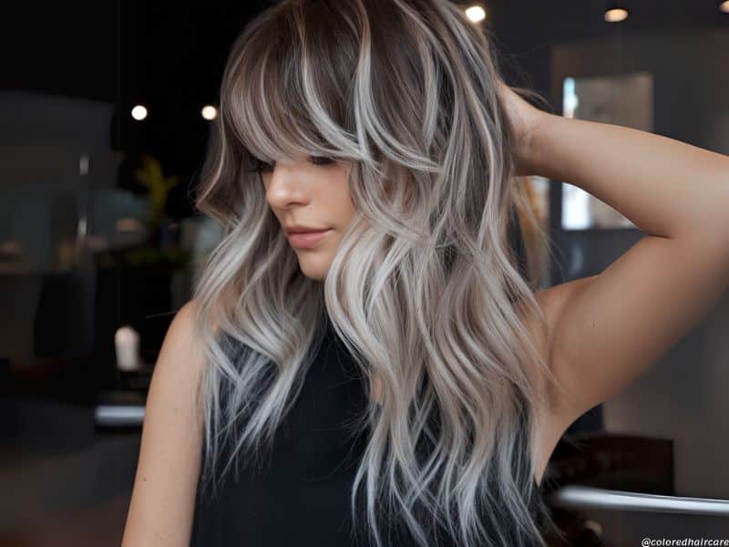 7 Gorgeous Ways to Blend Gray Hair (From Quick Fixes to Full Transformations) 3 Blending Gray Hair With Highlights