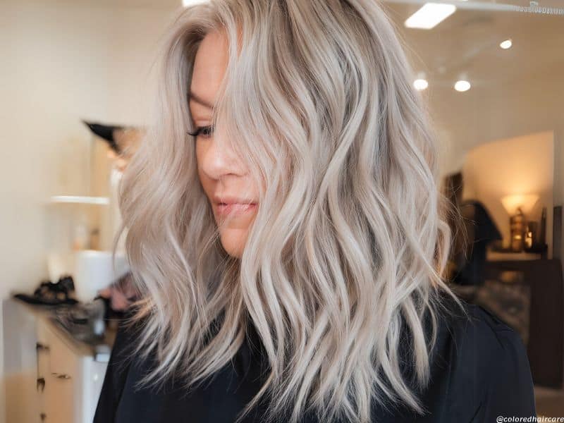 7 Gorgeous Ways to Blend Gray Hair (From Quick Fixes to Full Transformations) 6 blending gray hair with blonde