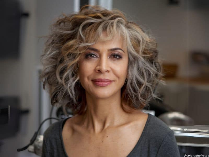 7 Gorgeous Ways to Blend Gray Hair (From Quick Fixes to Full Transformations) 4 blending gray hair with lowlights
