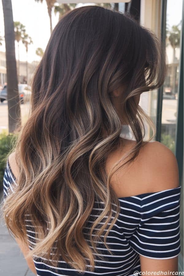 7 Reverse Balayage Ideas That Are Way Prettier Than Highlights 6 dark chocolate ribbons