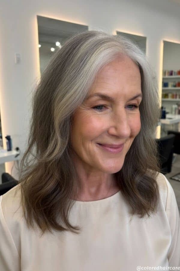 How to Grow Out Dyed Hair to White (Without Losing Your Confidence) 2 growing out gray hair to white journey