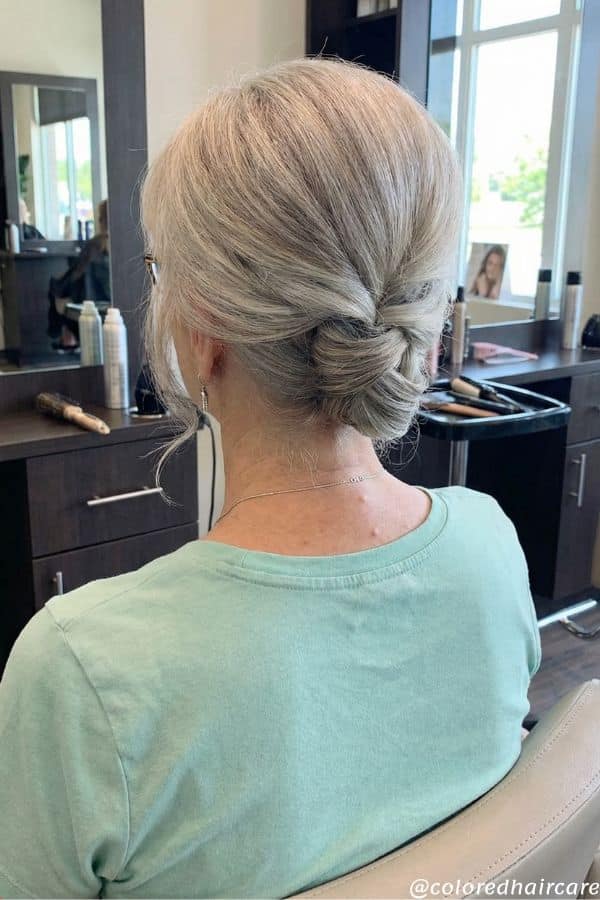 How to Grow Out Dyed Hair to White (Without Losing Your Confidence) 9 growing out dyed hair to white up dos